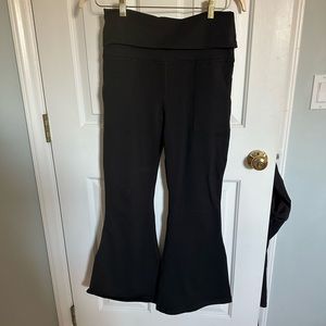 Aerie Bell Bottom Yoga Pant Black